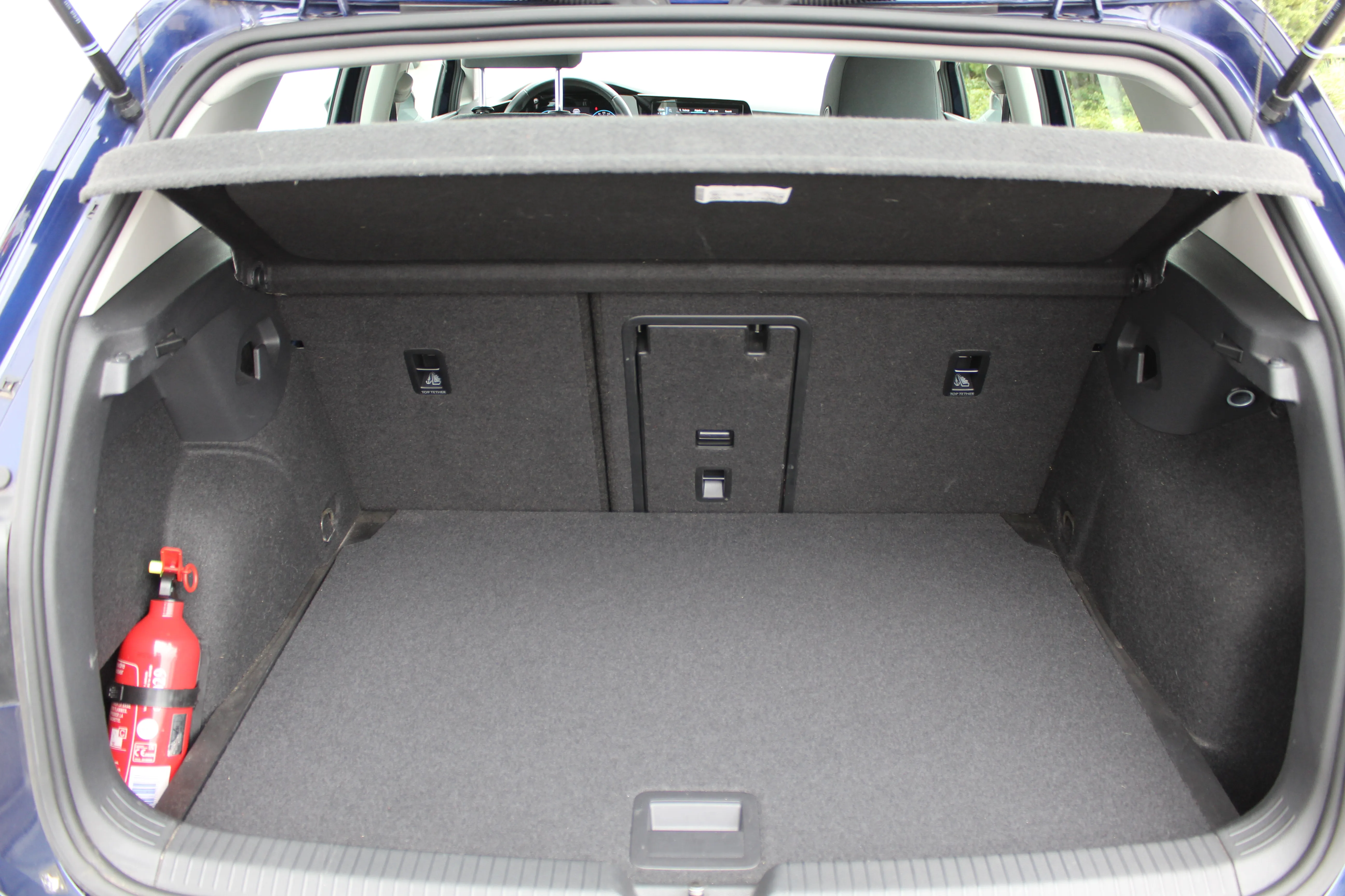 13129 volkswagen golf 1.0 tsi life - slika 16