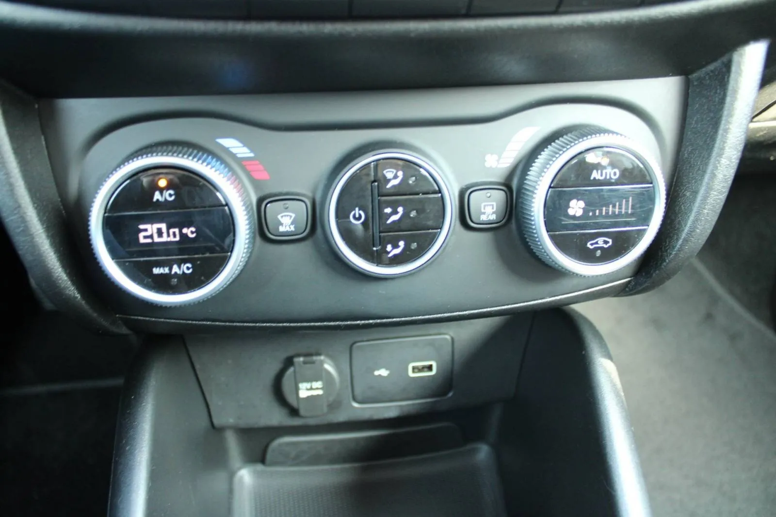 fiat tipo sw 1.0 t3 - slika 16