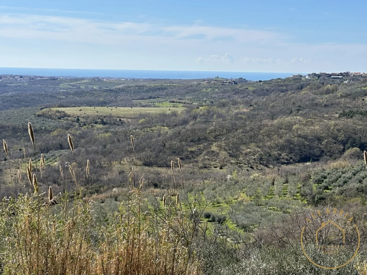 Zemljište sa građevinskom dozvolom, Krasica - Krasica, Buje