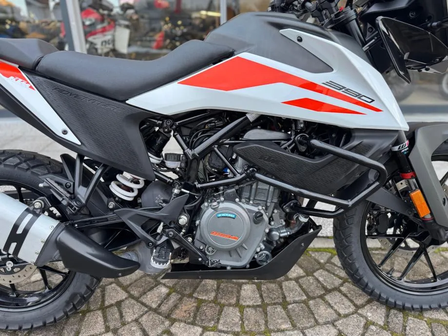ktm 390 adventure abs tcs, a2 kategorija, s garancijom, 2020 god. - slika 16