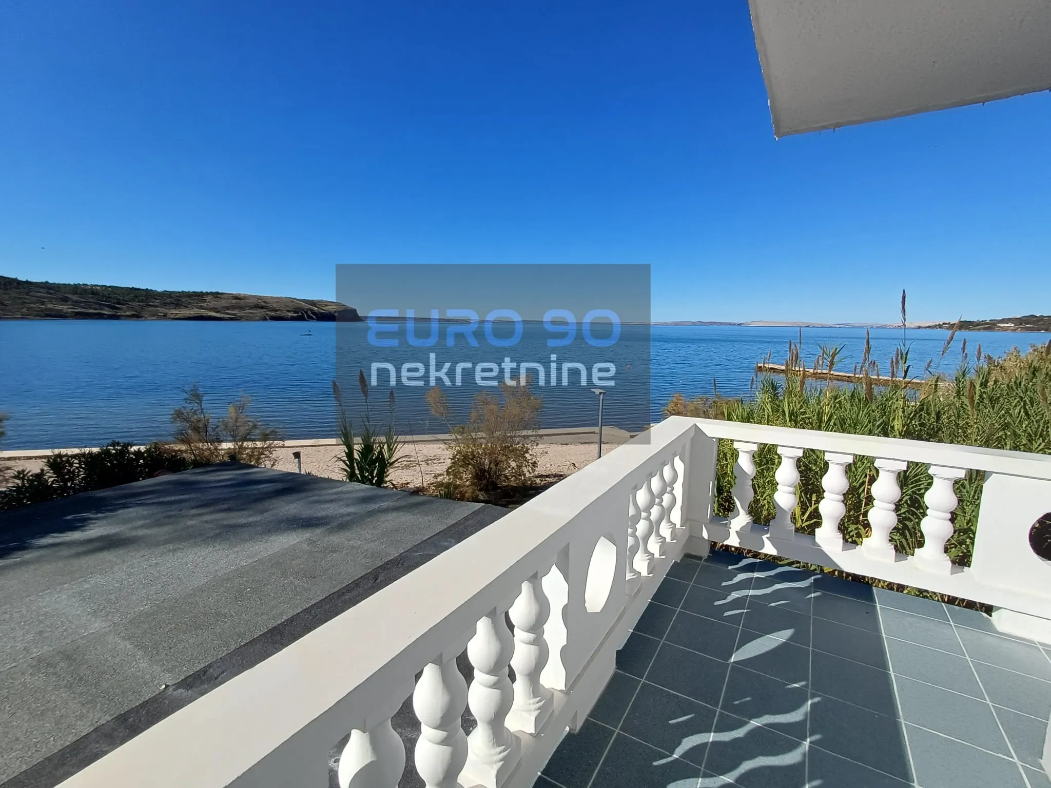rtina- velika kuća s 12 apartmana, 1.red do mora i prekrasne plaže !! - slika 9