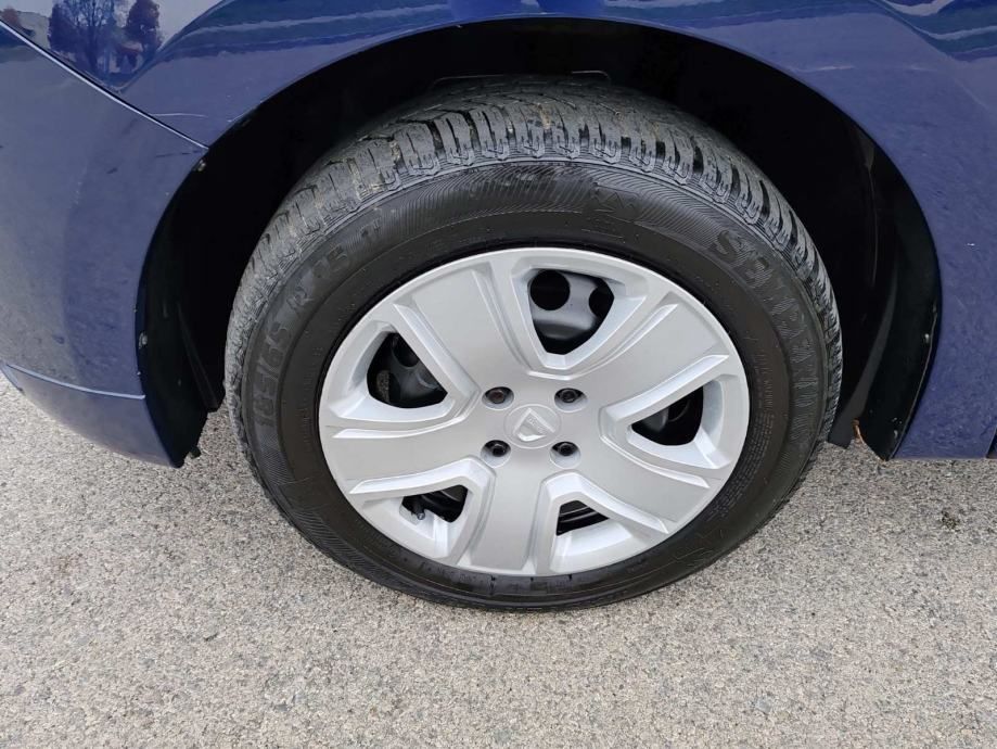 dacia sandero 1,5 dci,2018 god,113000 km,klima,kartice - slika 7