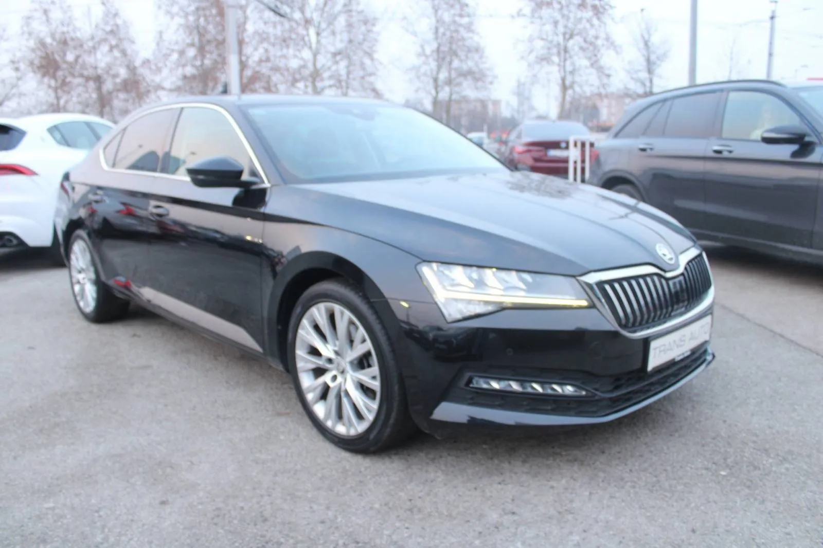 škoda superb 2.0 tdi dsg *led, navigacija, kamera* - slika 3