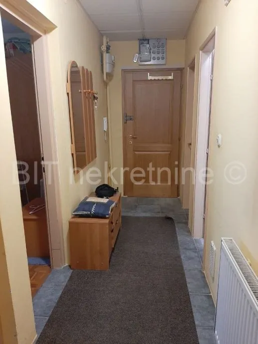 stan prodaja centar 61.6m2 (prodaja) - slika 10