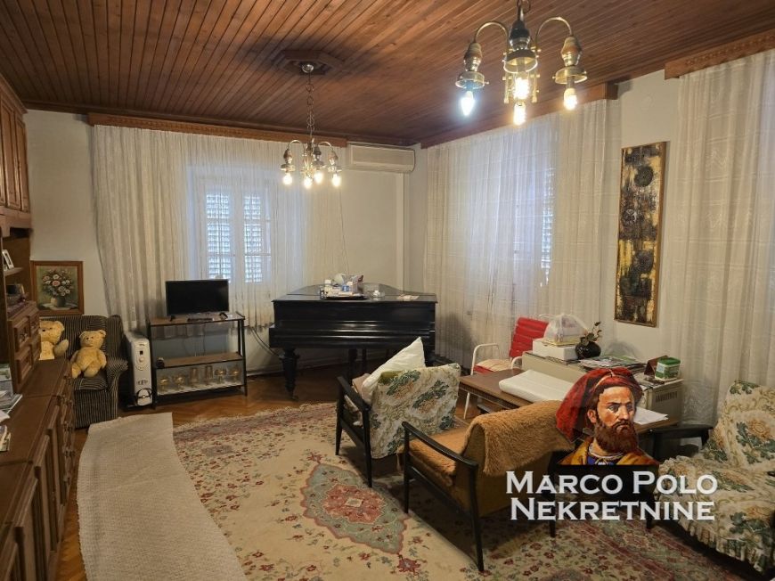 veliko kameno imanje u srcu otoka! - slika 8
