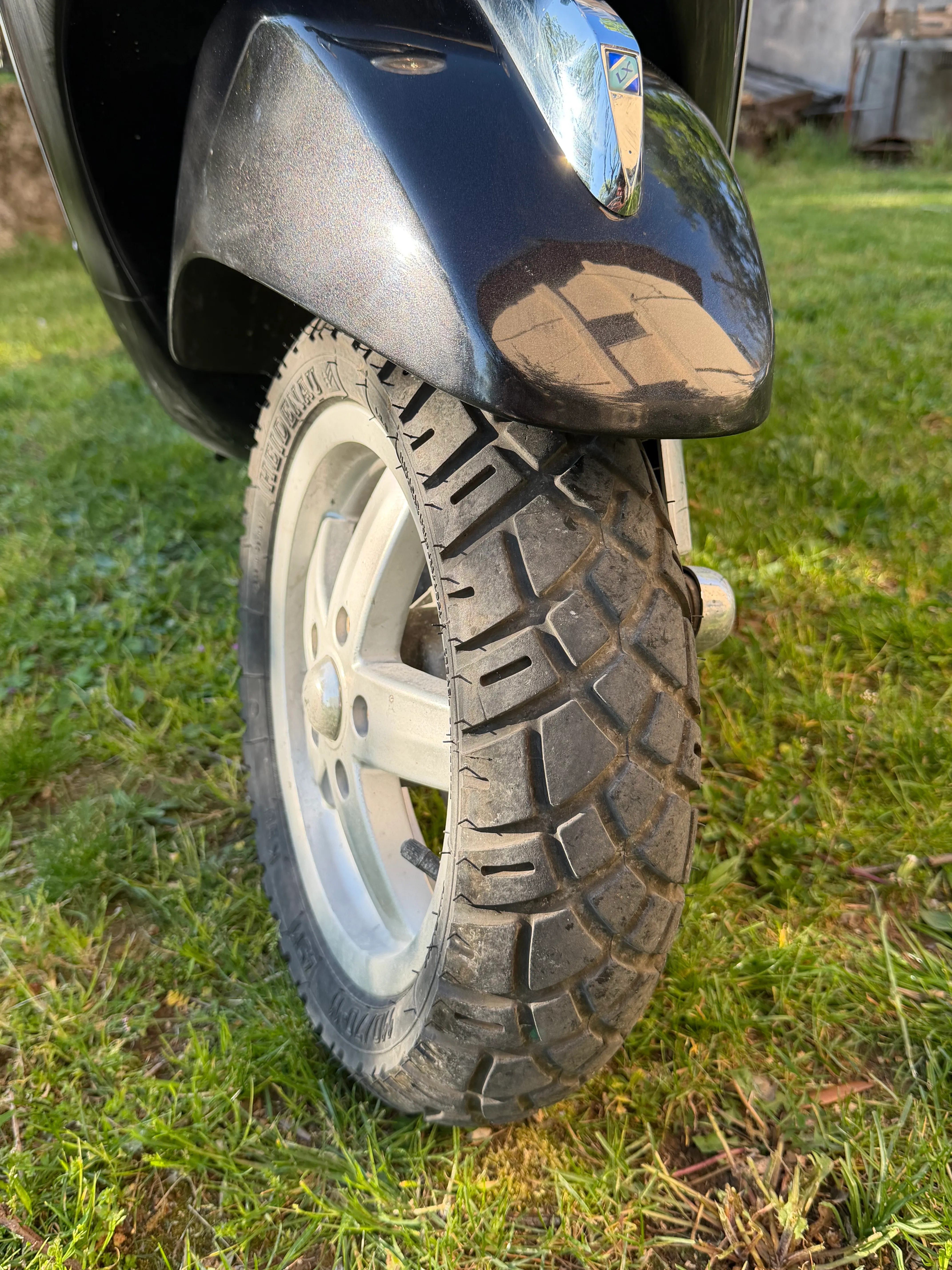 prodajem vespu lx 125 (2012.) 🛵 - slika 5