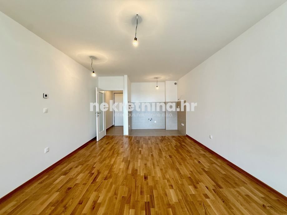 prodaja - jednosobni stan - donje svetice - lovinčićeva - 38,61m2 - slika 3