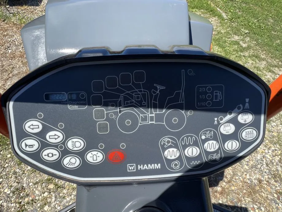 valjak hamm hd12 - slika 8