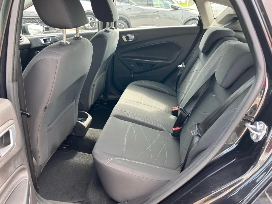 ford fiesta 1,0 benzin 2014.,servisna, 5-vrata, klima, el. paket... - slika 14