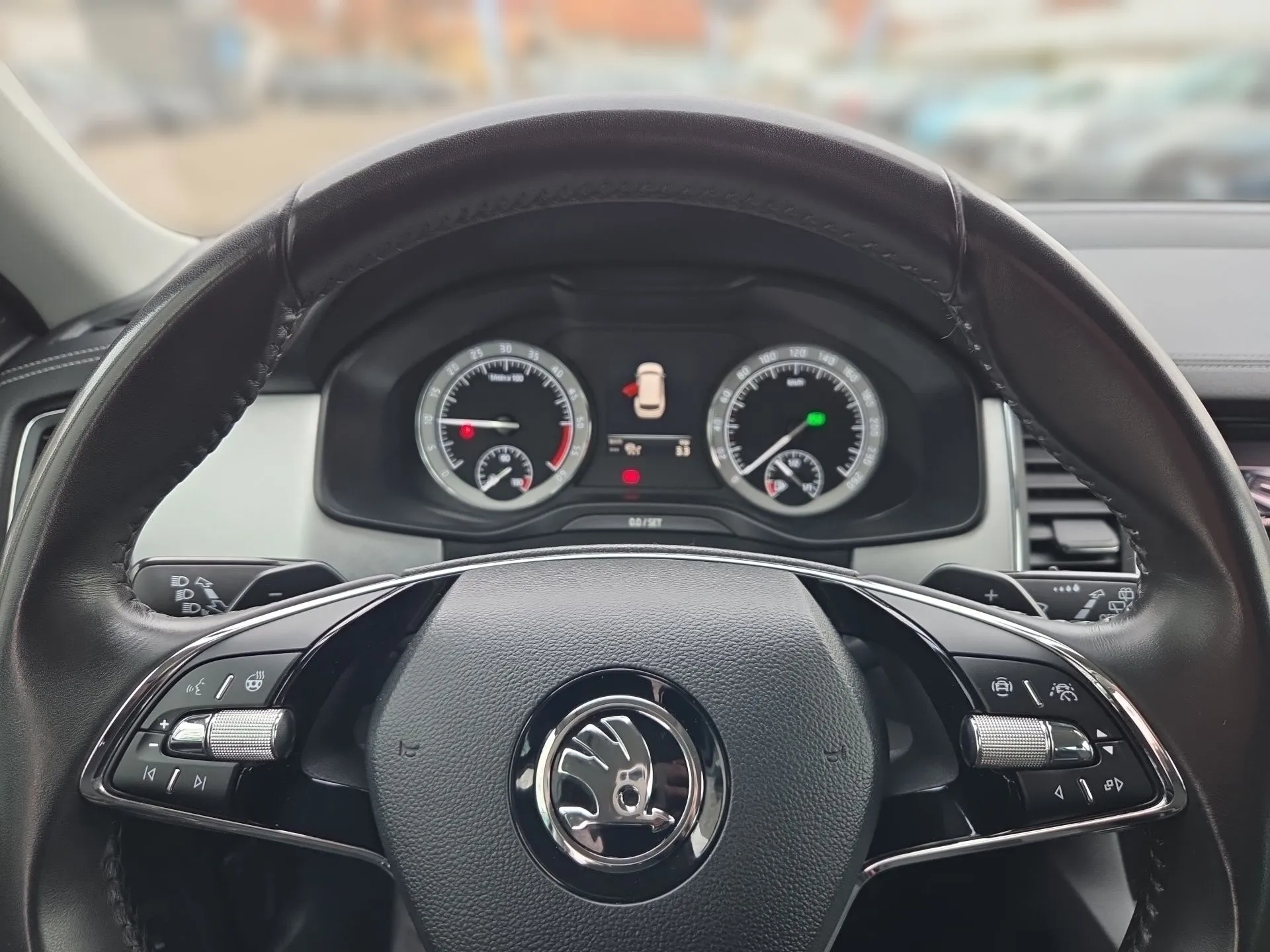 škoda kodiaq 2.0 tdi 110kw 7 sjedala - slika 8