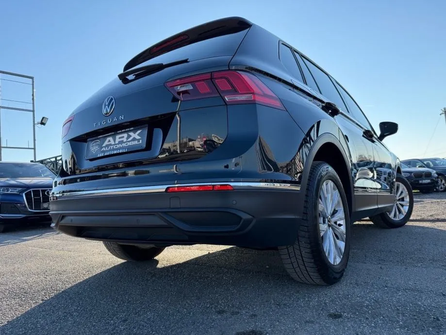 vw tiguan 2,0 tdi dsg °navi°adaptivni tempomat°leasing bez učešća° - slika 20