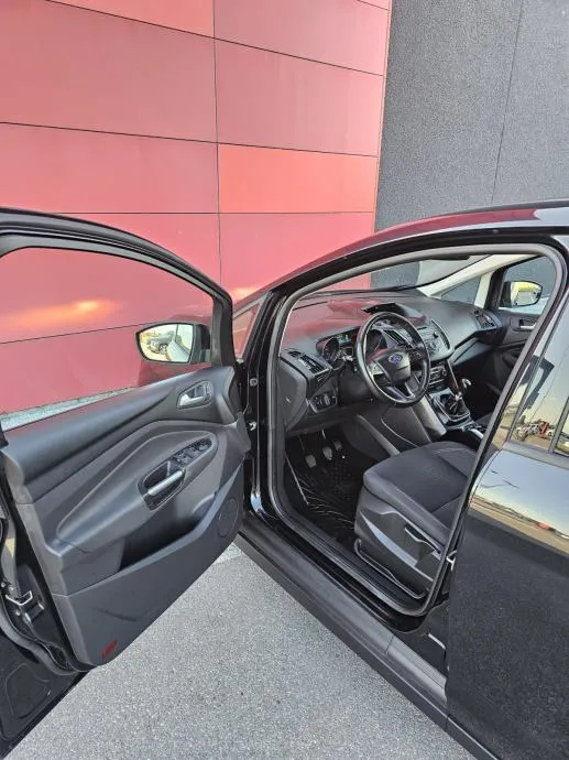 ford c-max 1,0 samo !! 84000 km, 2015 - slika 8