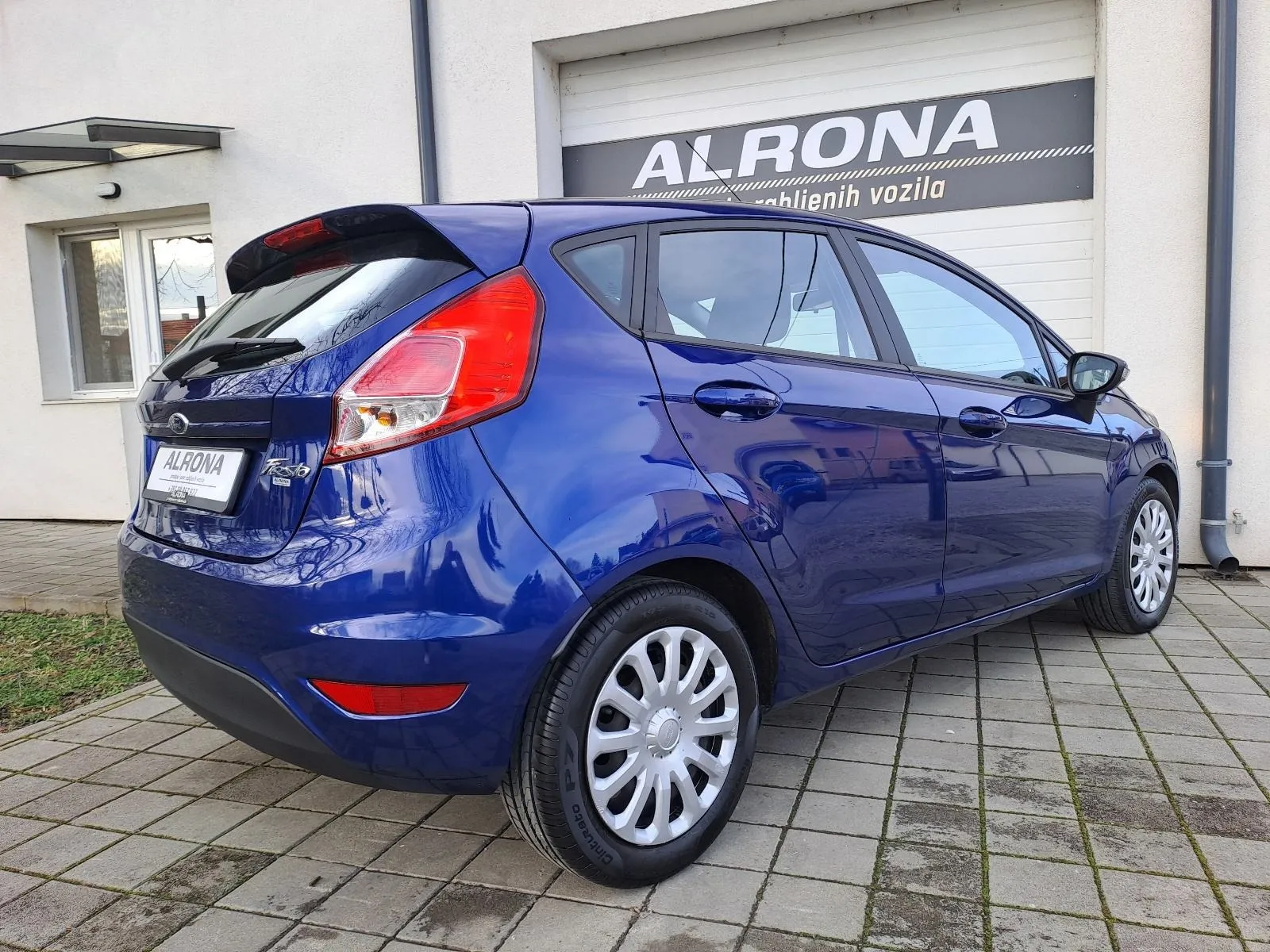 ford fiesta 1.5 tdci*jamstvo* navi,novi zupčasti+servis,zimski kotači - slika 5
