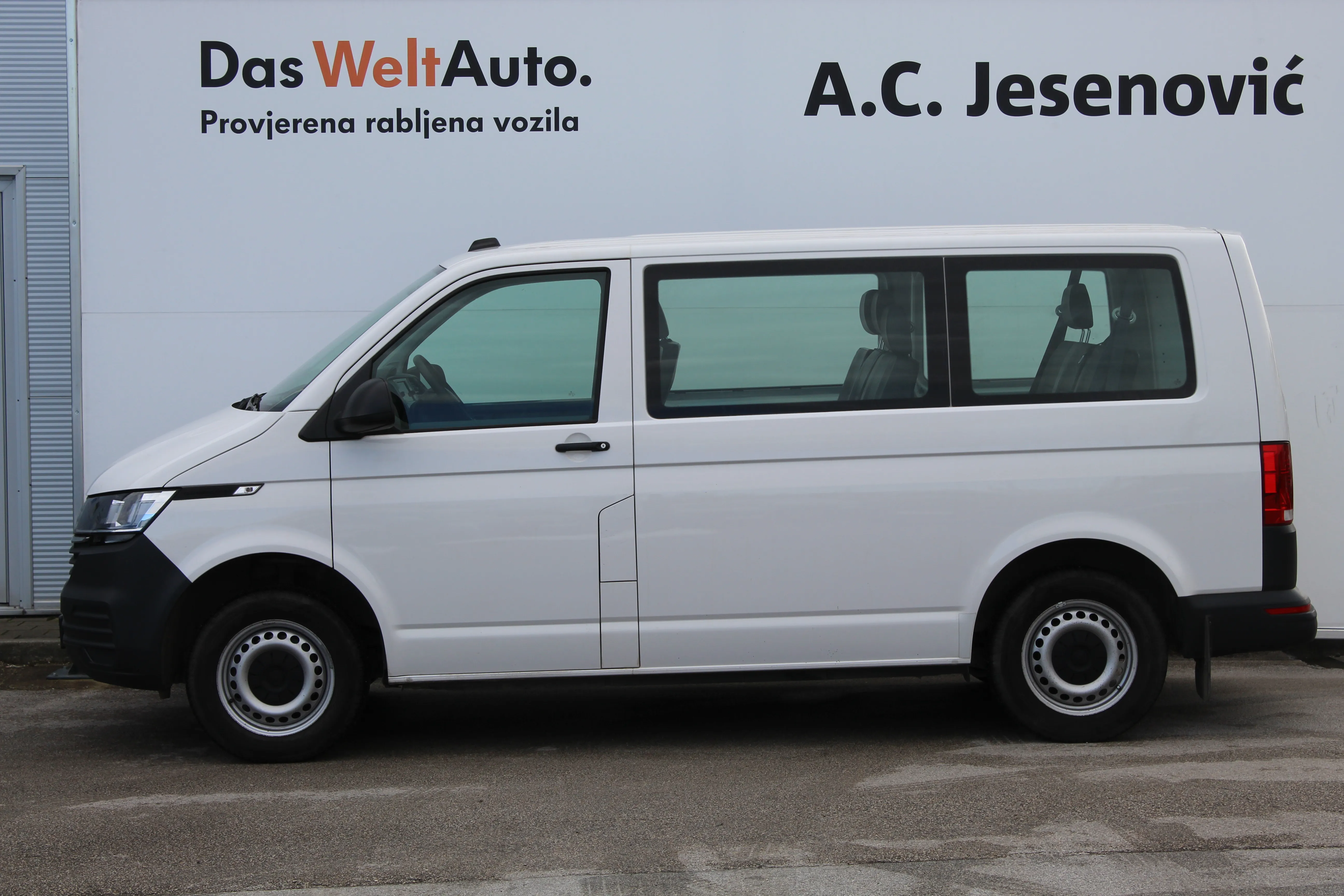 vw transporter kombi 2.0 tdi - slika 6