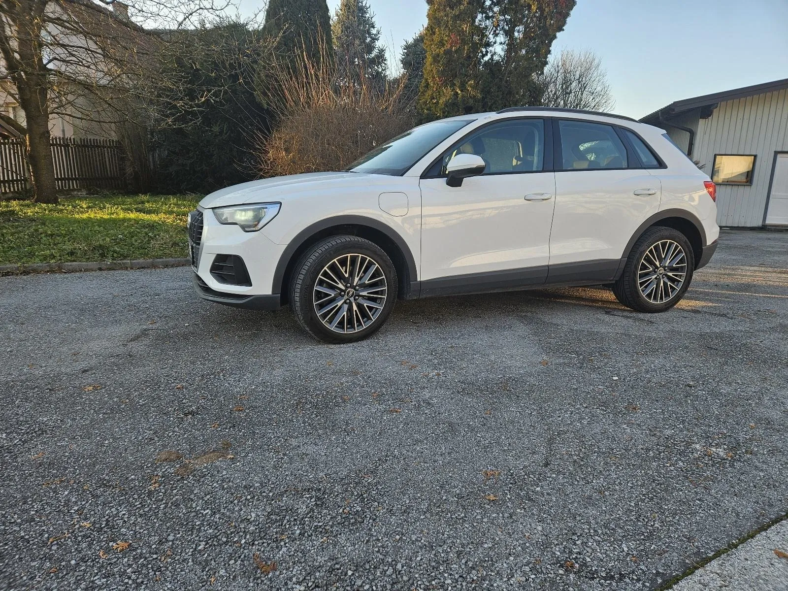 audi q3 e-tron 45 tfsi•110kw•pluginhybrid•leasing• - slika 8