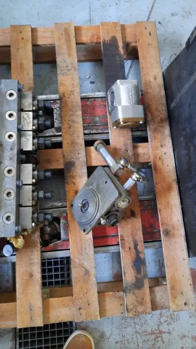 pumpa visokog pritiska, bosch pumpa za deutz 528 motor - slika 2
