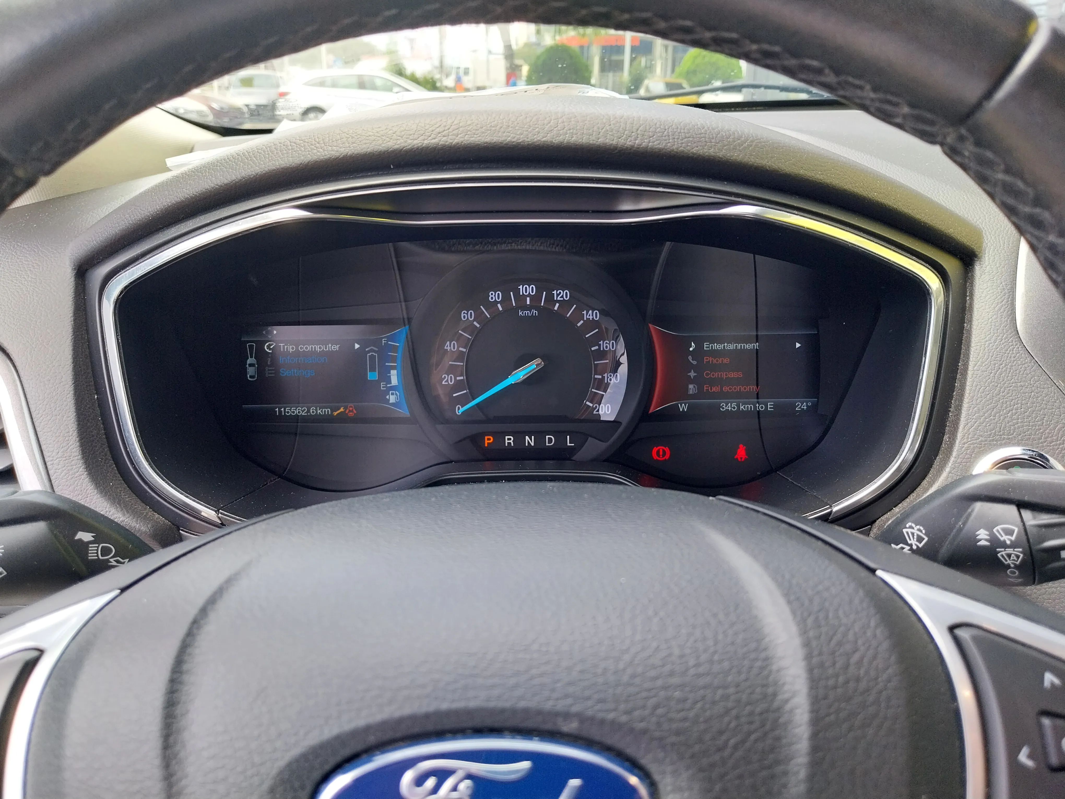 ford mondeo titanium hybrid - slika 16