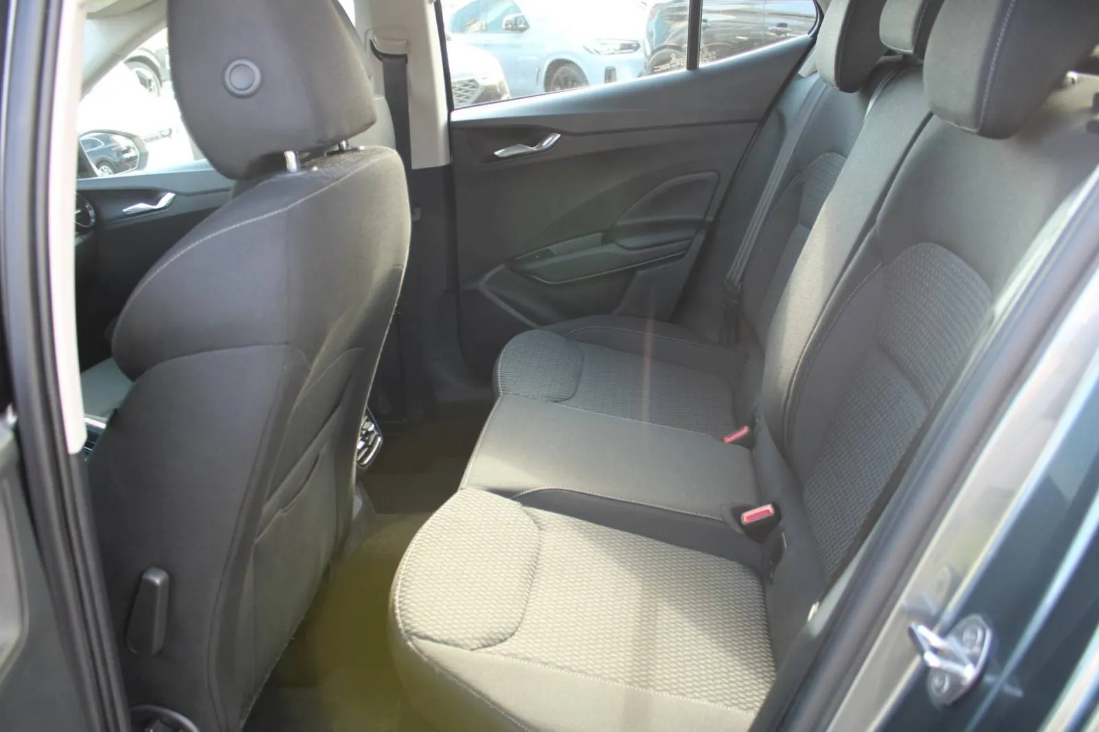 škoda fabia 1.0 style - slika 10