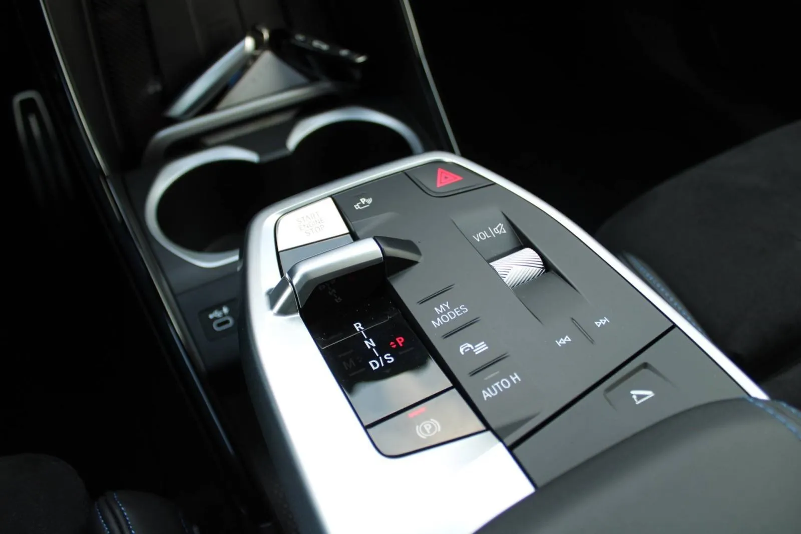 bmw x1 xdrive 23i m-paket automatik *led, navigacija, kamera* - slika 20