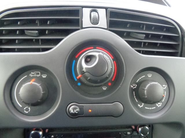 renault kangoo furgon 1,5 dci; hr auto; klima; tempo; mfu; park. senz - slika 10
