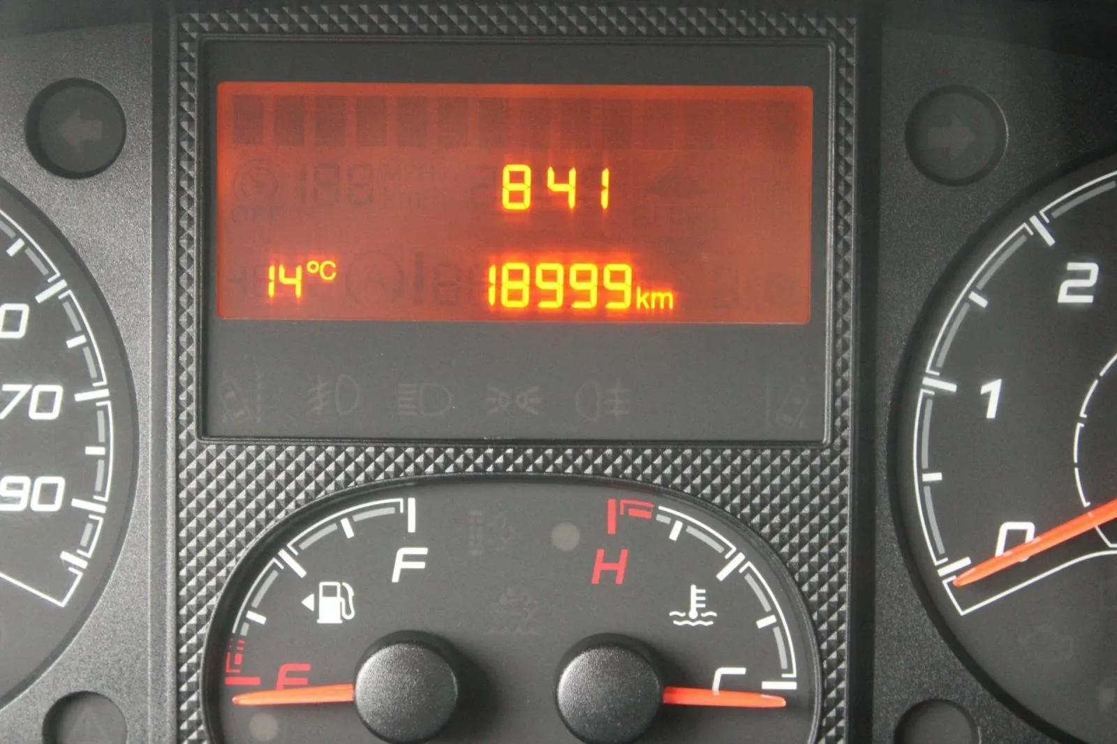 peugeot boxer 2.2 hdi kutija *18.999km*, 2022 god. - slika 5