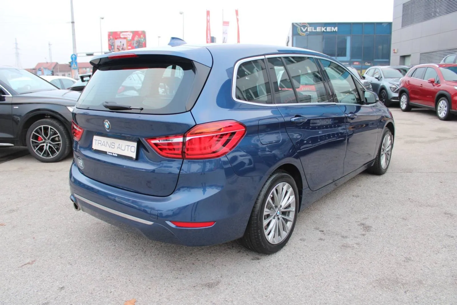 bmw serija 2 218i gran tourer automatik *led, navigacija* - slika 5