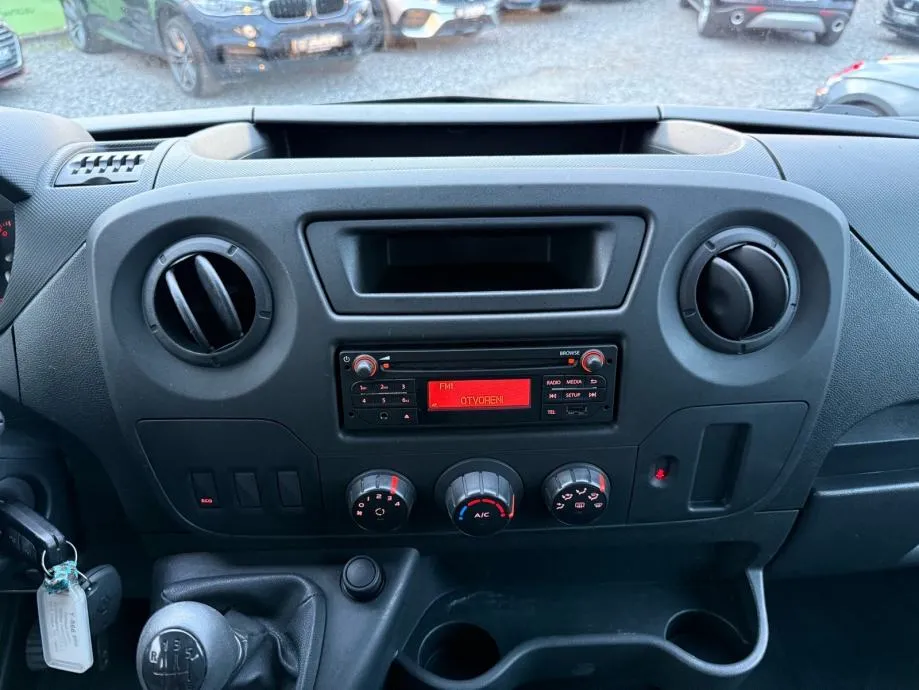 renault master 2.3 dci dupla kabina°7 sjedala°klima°leasing°, 2019 - slika 13