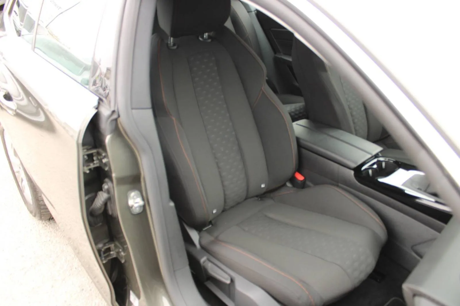 peugeot 508 sw 1.5 hdi *navigacija, kamera* - slika 12