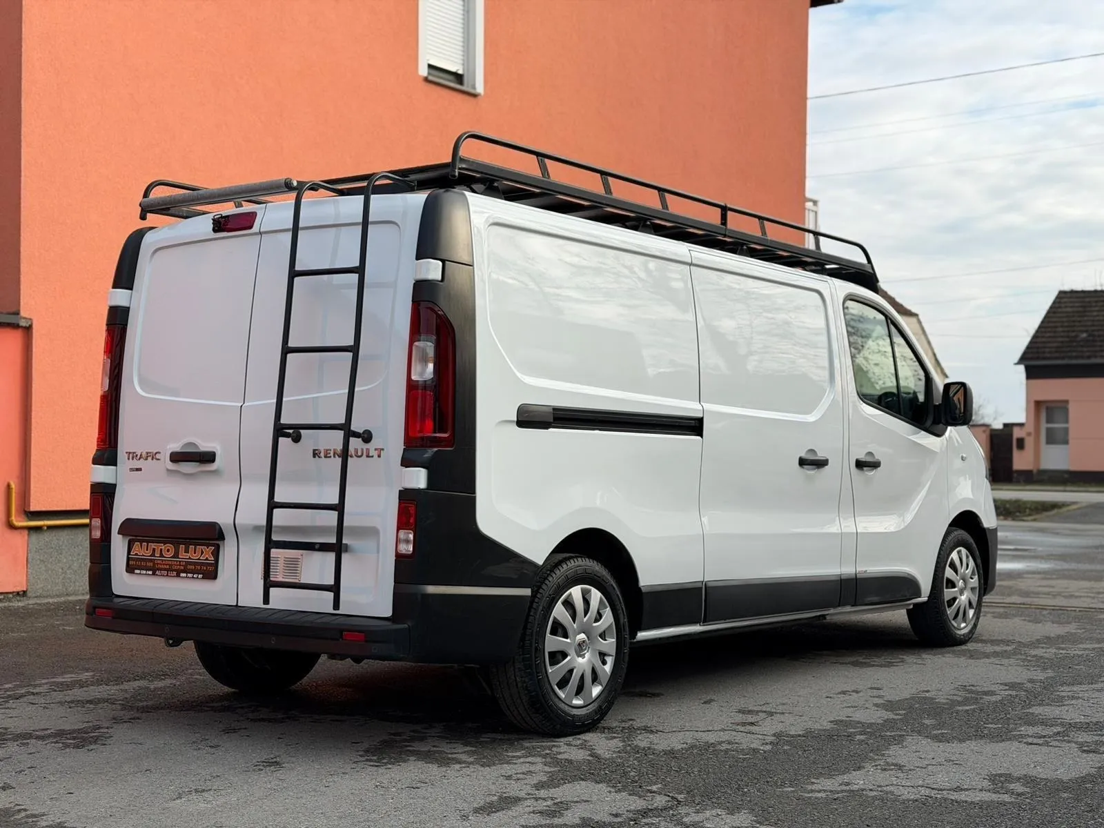 renault trafic 2.0 dci 120 •2021•kamera•l2h1•leasingbezučešća - slika 6