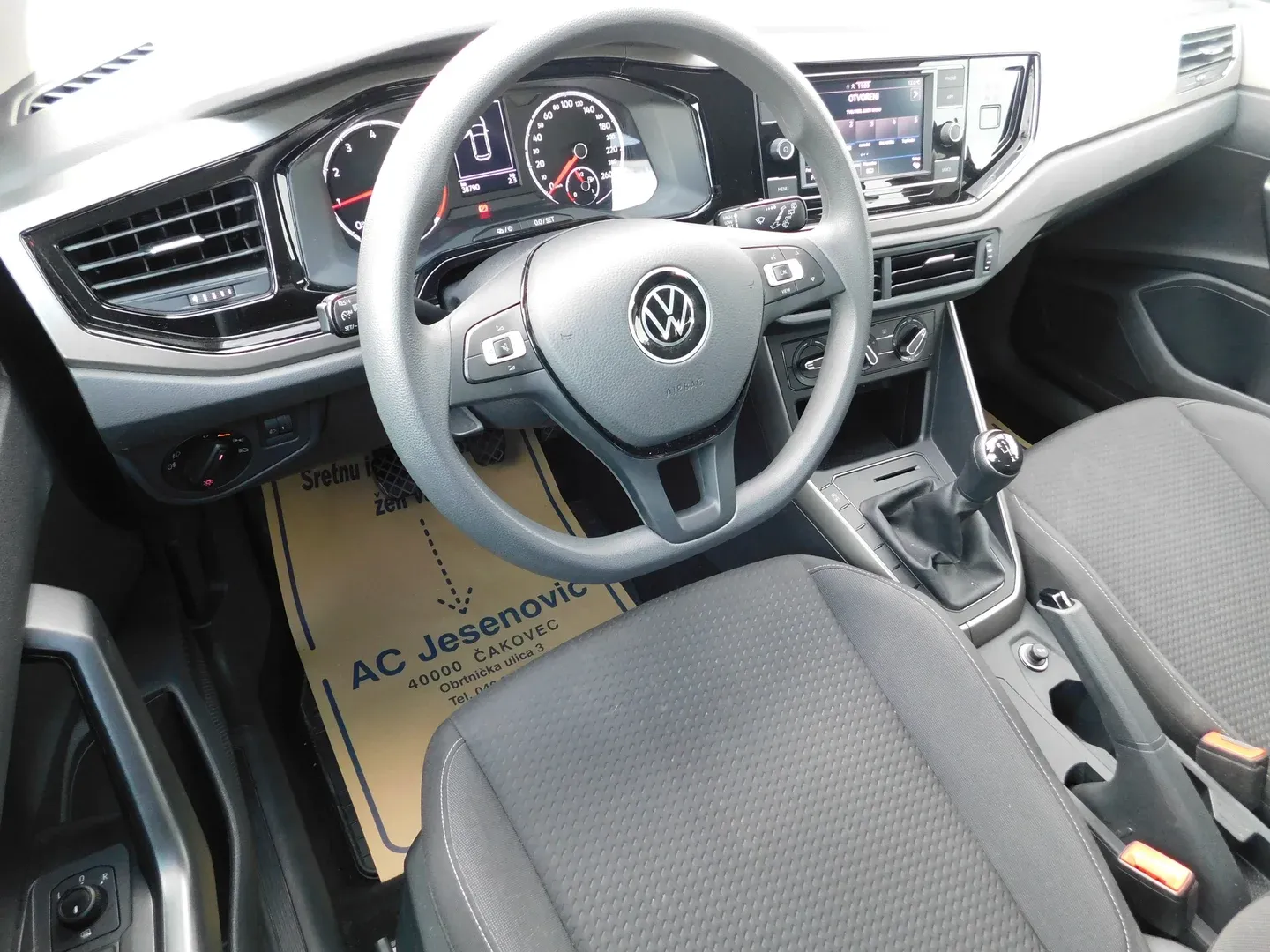 08092 volkswagen polo 1.0 tsi comfortline - slika 8