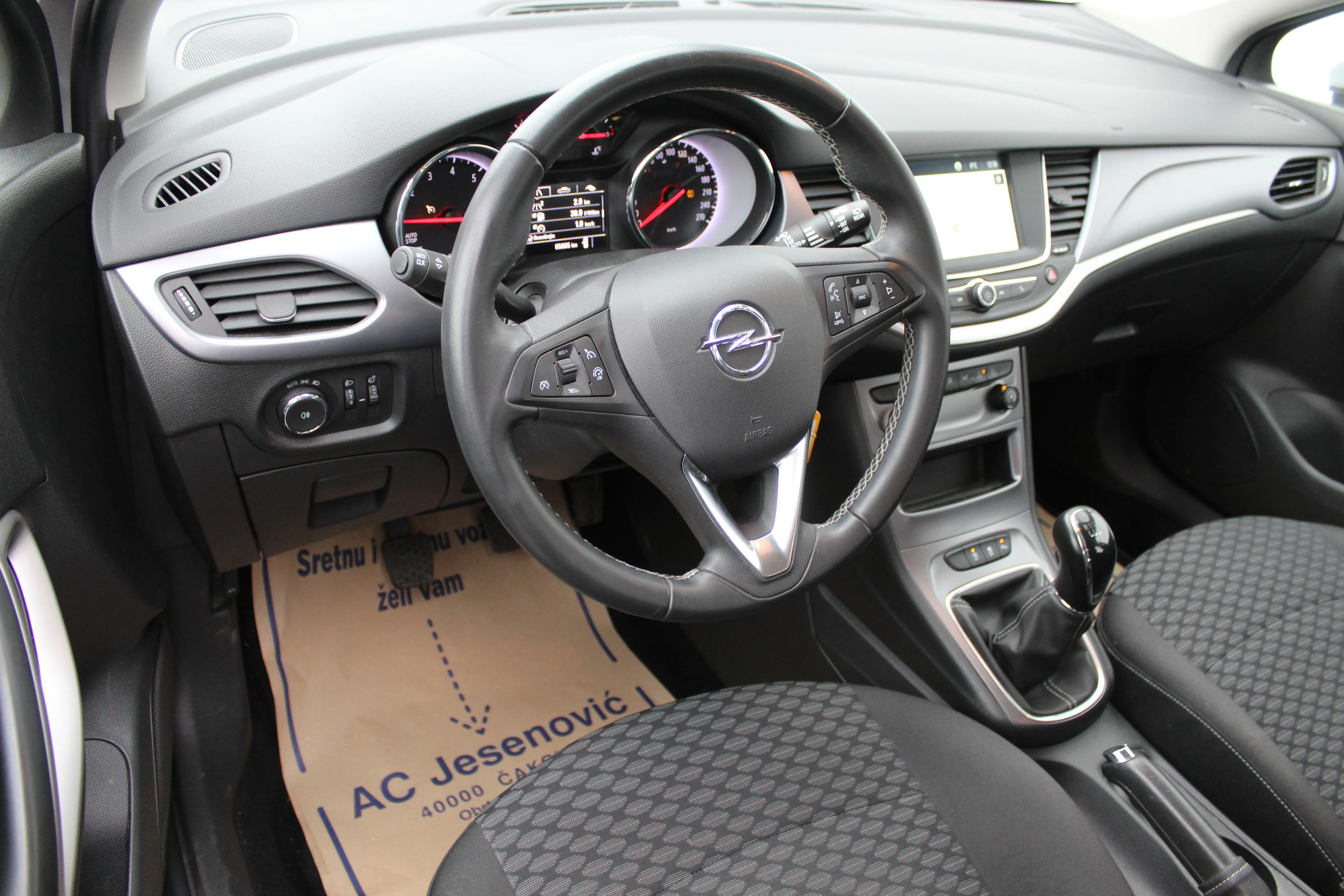 13087 opel astra sports tourer 1,2 turbo astra - slika 9
