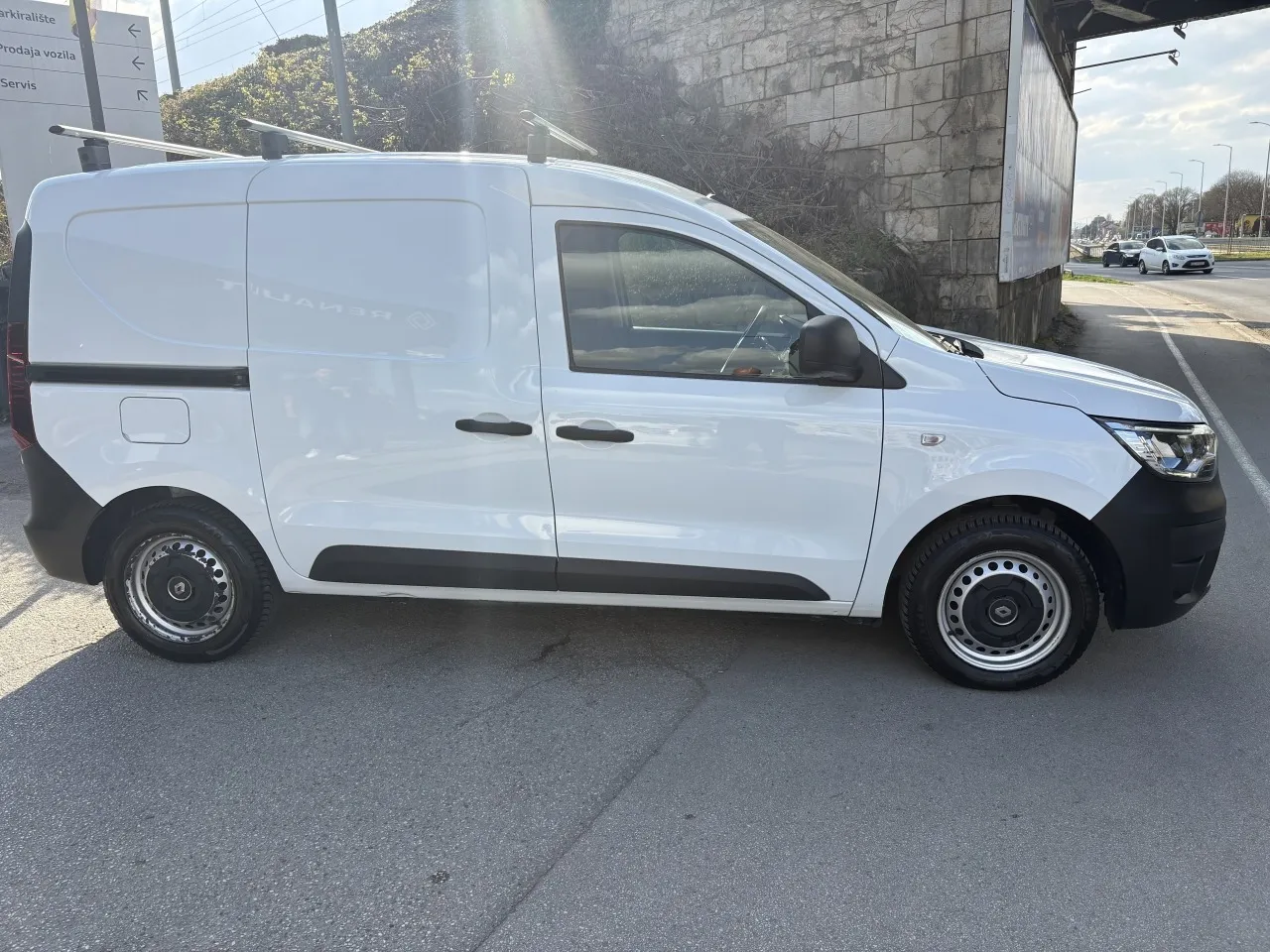 renault express furgon 1,5 blue dci 75 - slika 7