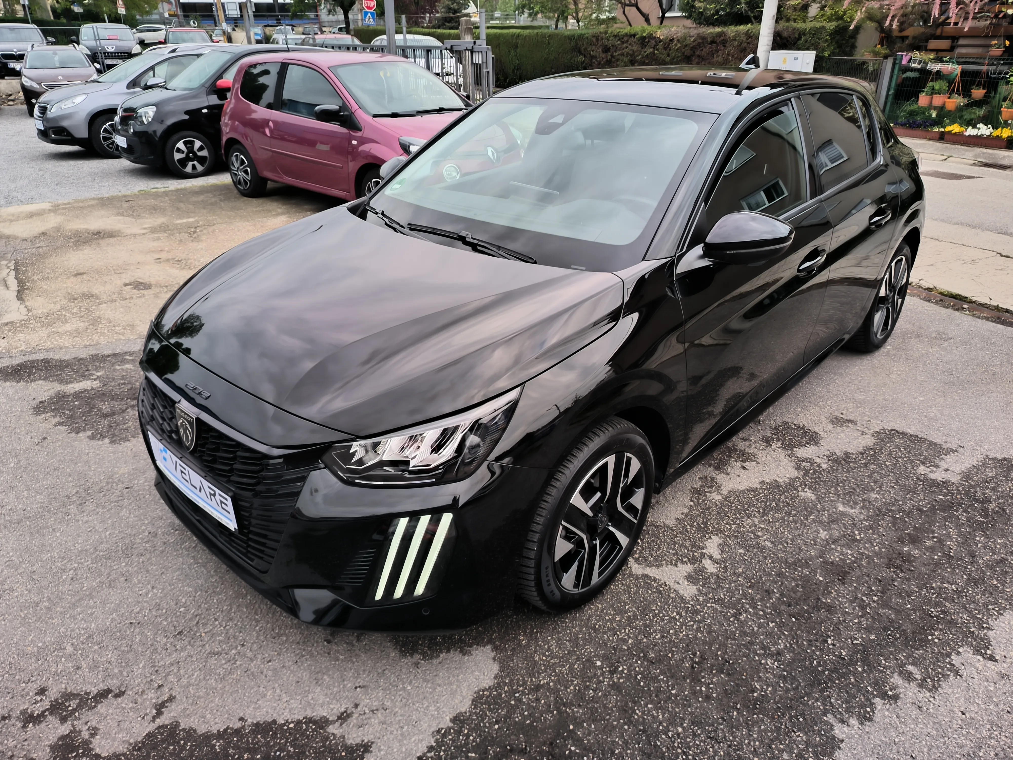 peugeot 208 1.2 allure, automatik, servisna, jamstvo, reg. 1 godinu - slika 2