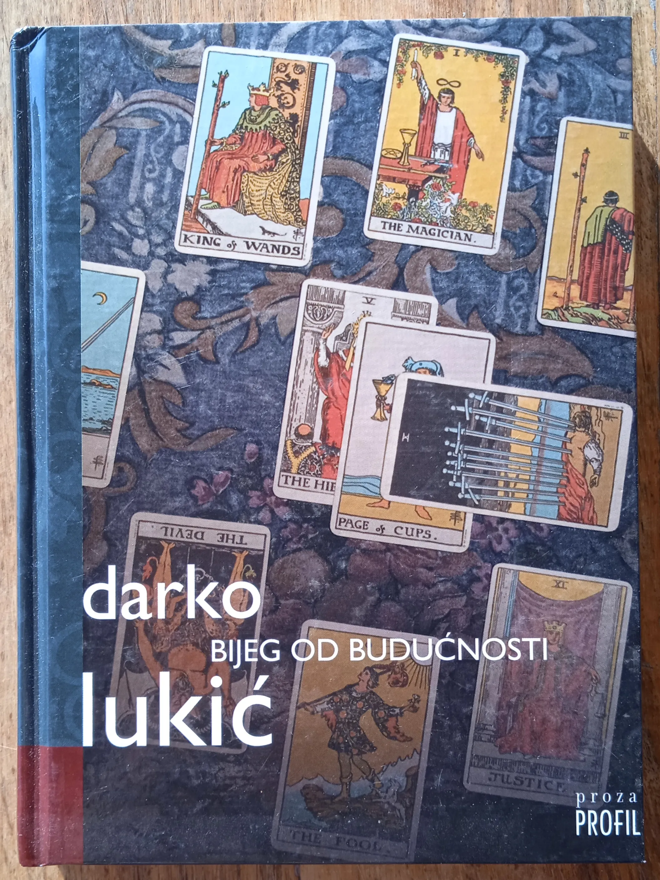 BIJEG OD BUDUĆNOSTI Darko Lukić - Sisak