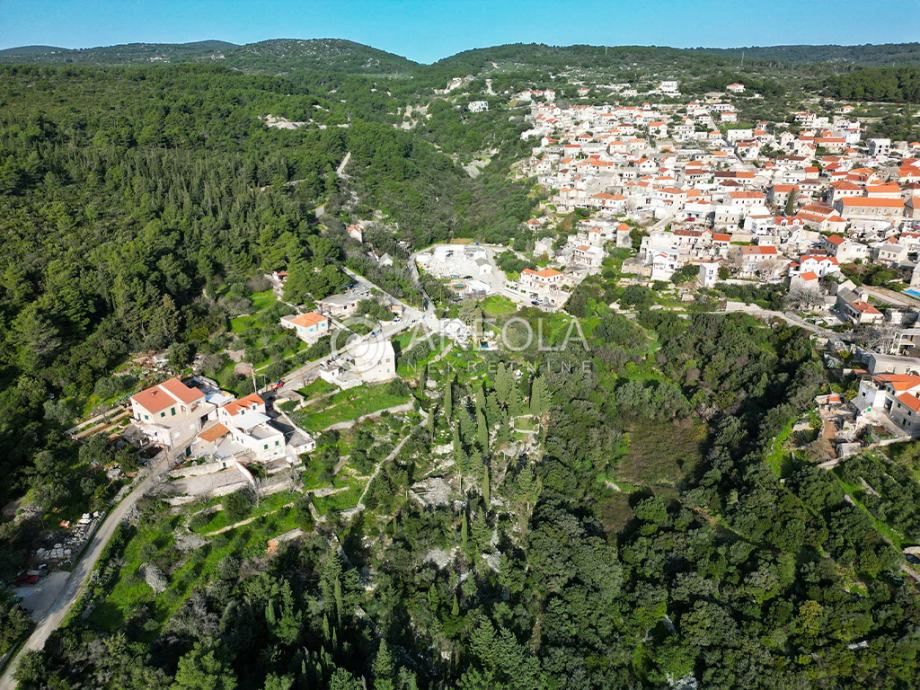 selca (brač) - građevinsko zemljište, 3301 m2 - slika 8