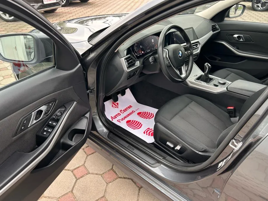 bmw 318i 2022.,servisna, park senz, virtual navi, led, front asist - slika 11