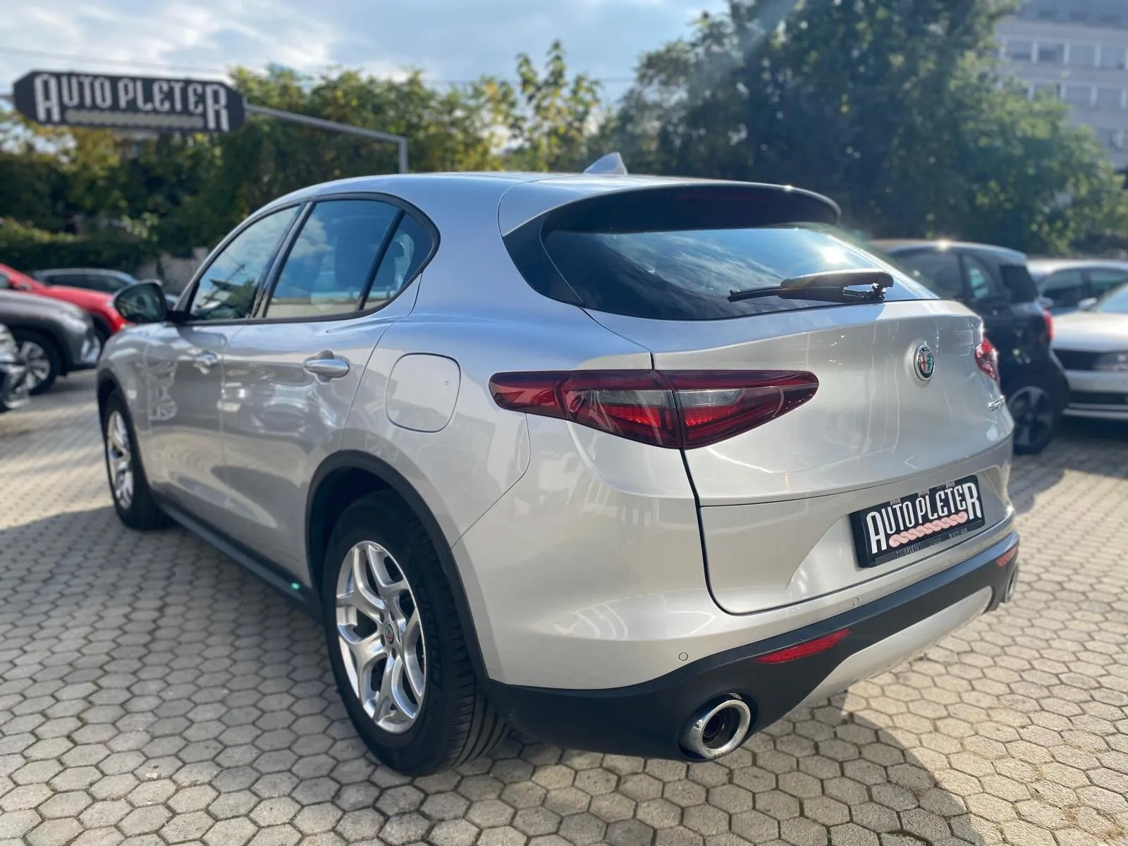 alfa romeo stelvio 2,2 190 q4 business 4xgarancije - slika 4