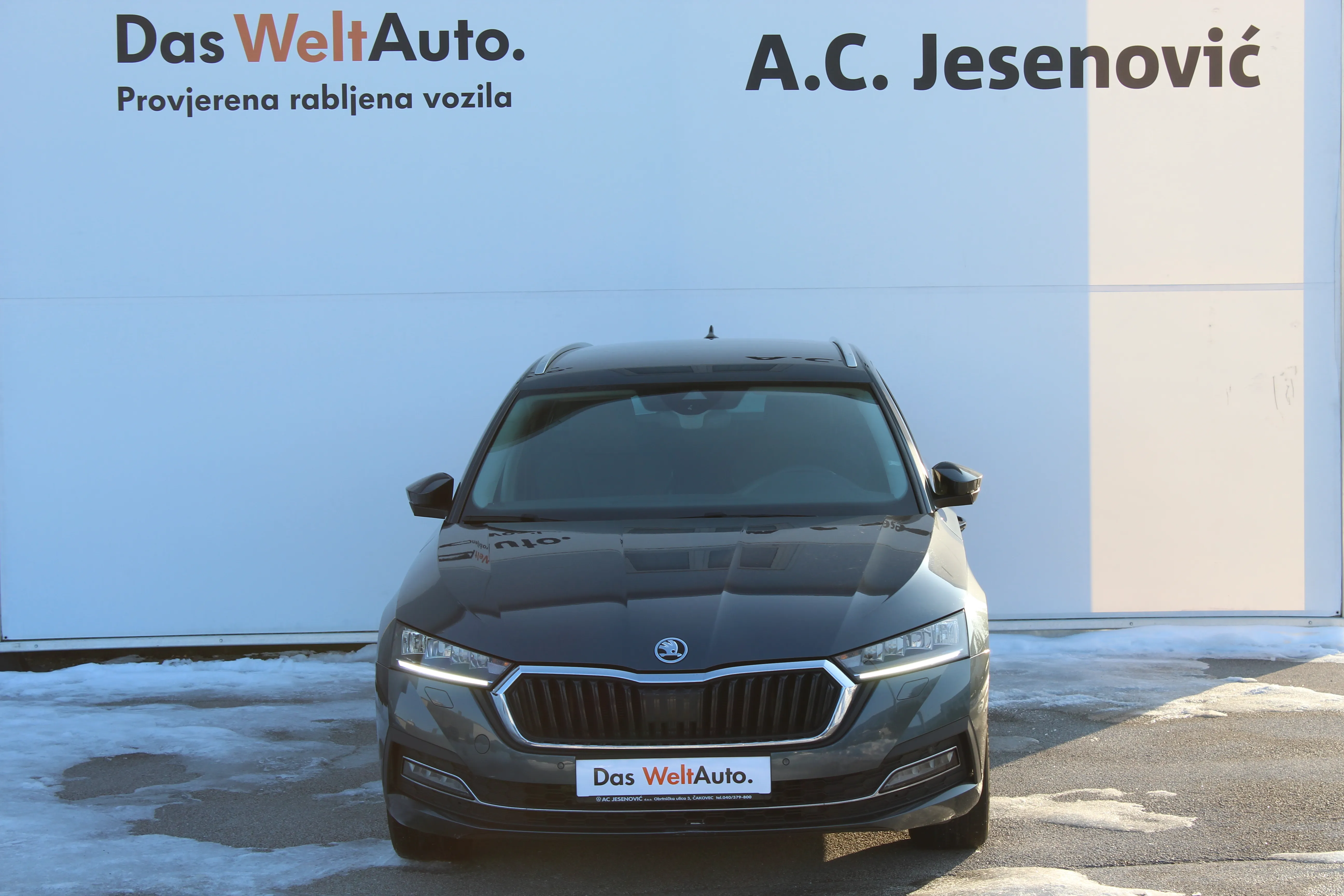 12981 škoda octavia combi ambition 2.0 tdi dsg - slika 2