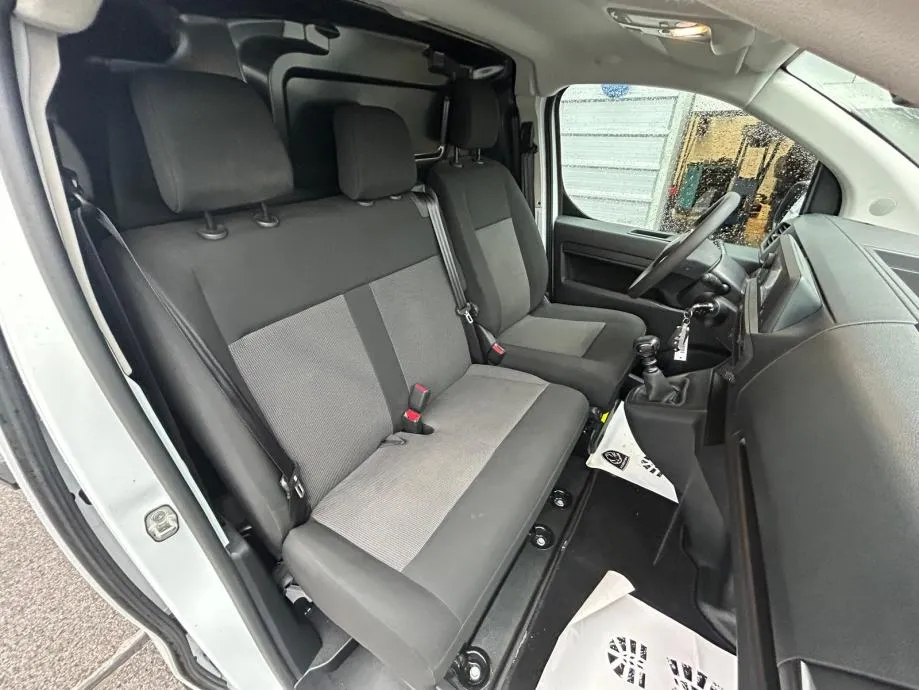 peugeot expert furgon l2 bluehdi 145 - 2025 - 6.200 km - registriran! - slika 8