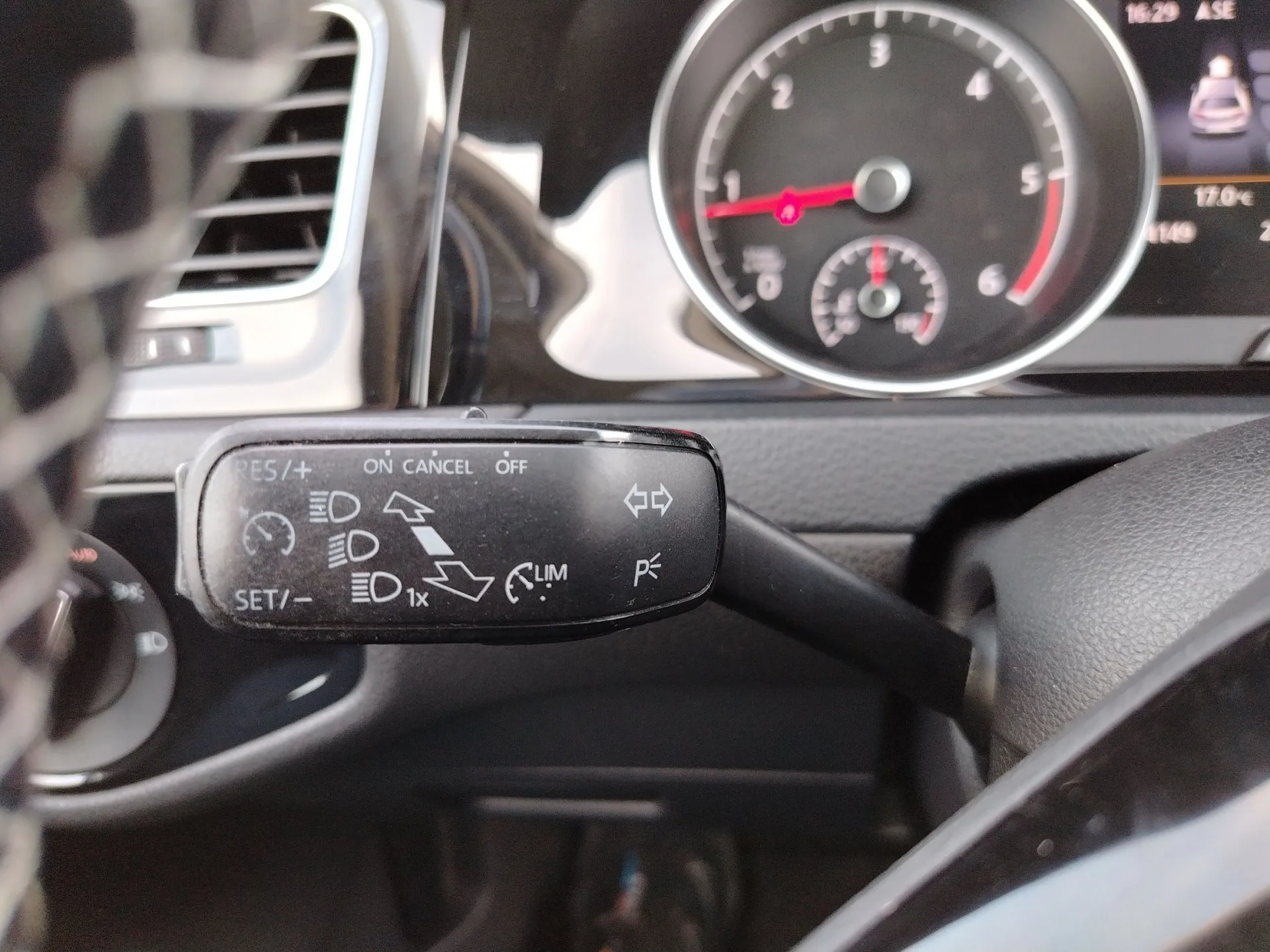 vw golf 7 2.0 tdi dsg cup - slika 17