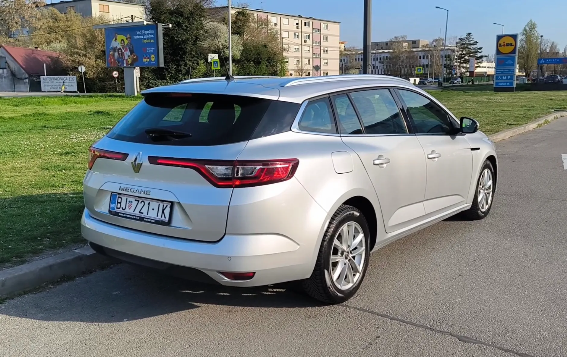 renault megane grandtour 1,5 dci, bussines, reg.1god - slika 16