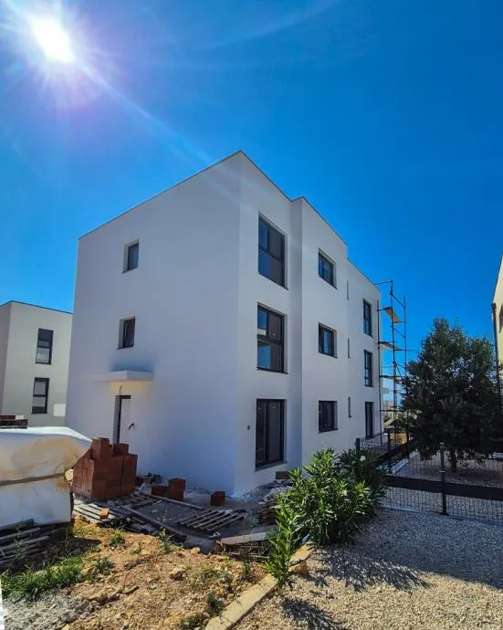 povljana, otok pag - prilika za penthouse s krovnom terasom - slika 4