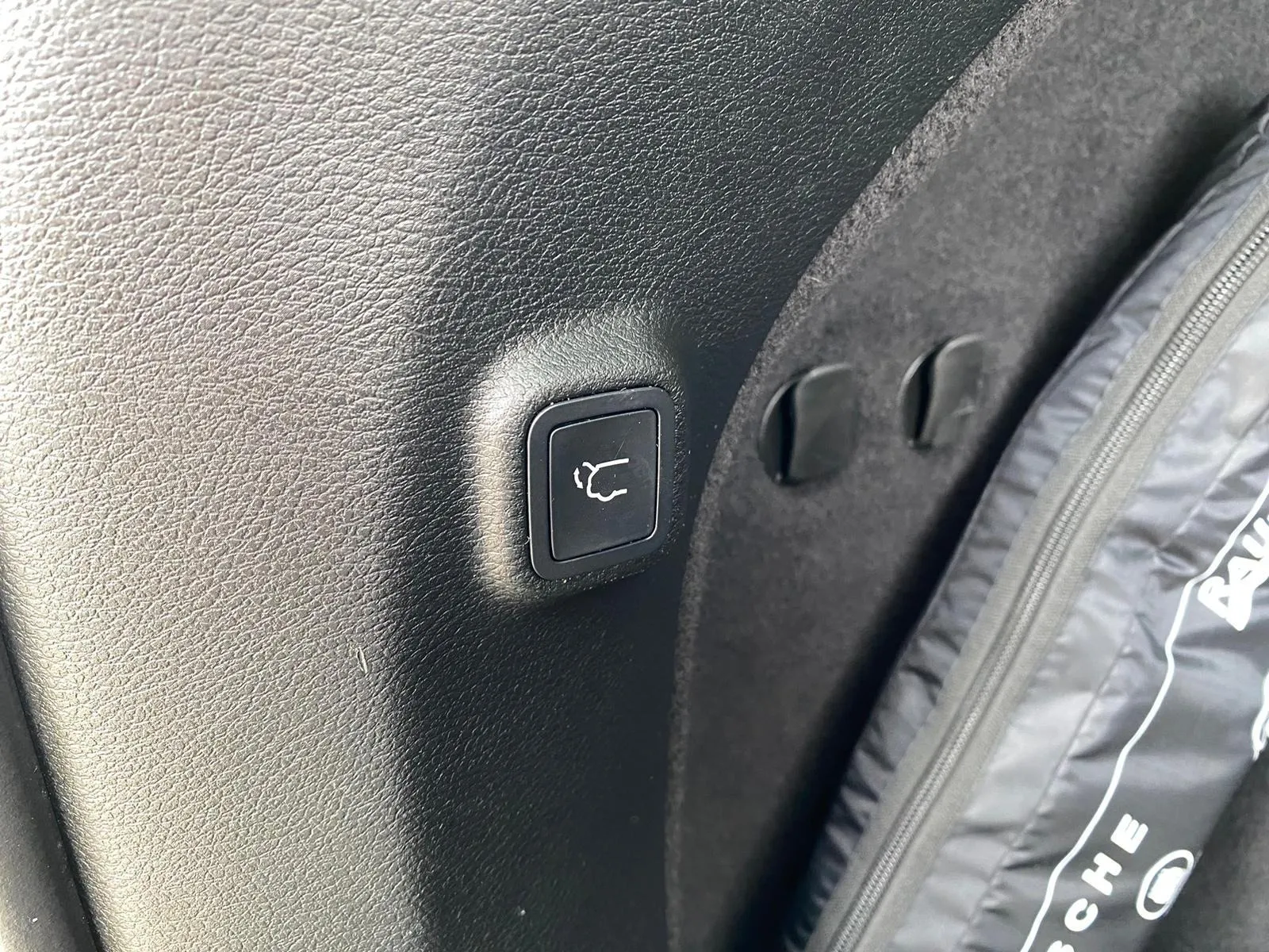 jeep cherokee 2,2 automatik limited 4x4, navi, kamera, 4x garancija!!! - slika 11