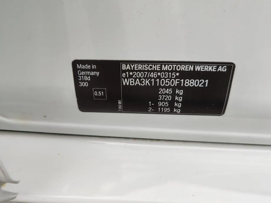 bmw serija 3 touring 318d automatik 2012g. 223000 kartice - slika 18