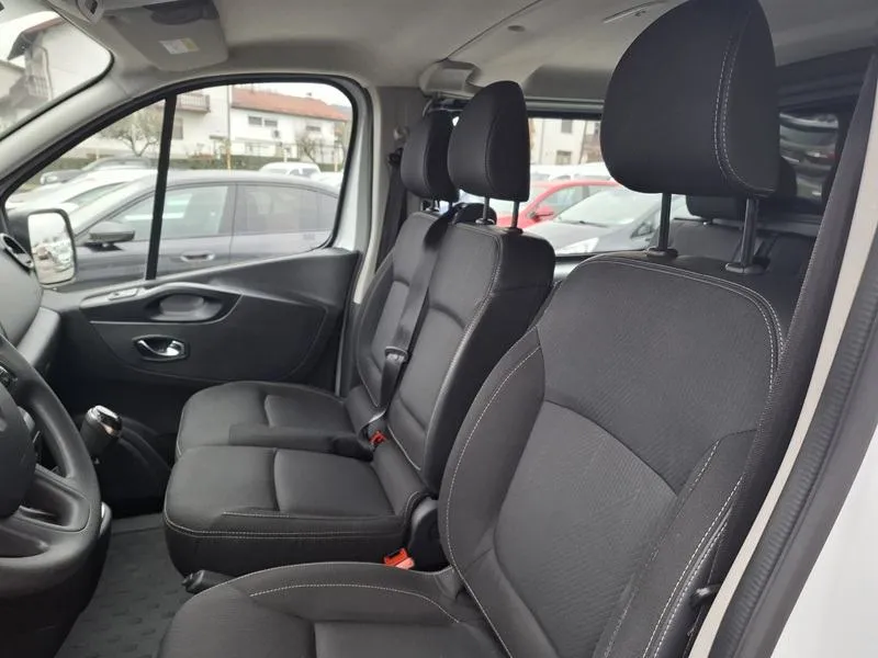 renault trafic 2.0 dci*130ks*klima*navigacija*tempomat* - slika 12
