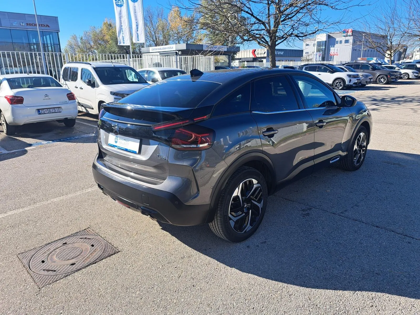 citroën c4 max 1,2 puretech eat8 - slika 5