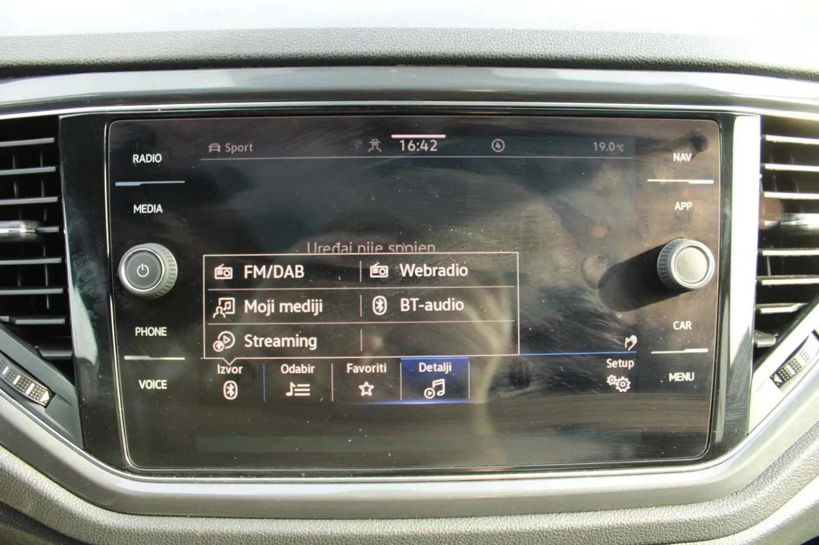 vw t-roc 2.0 tsi dsg 4motion sport *panorama,beats,kamera* - slika 14