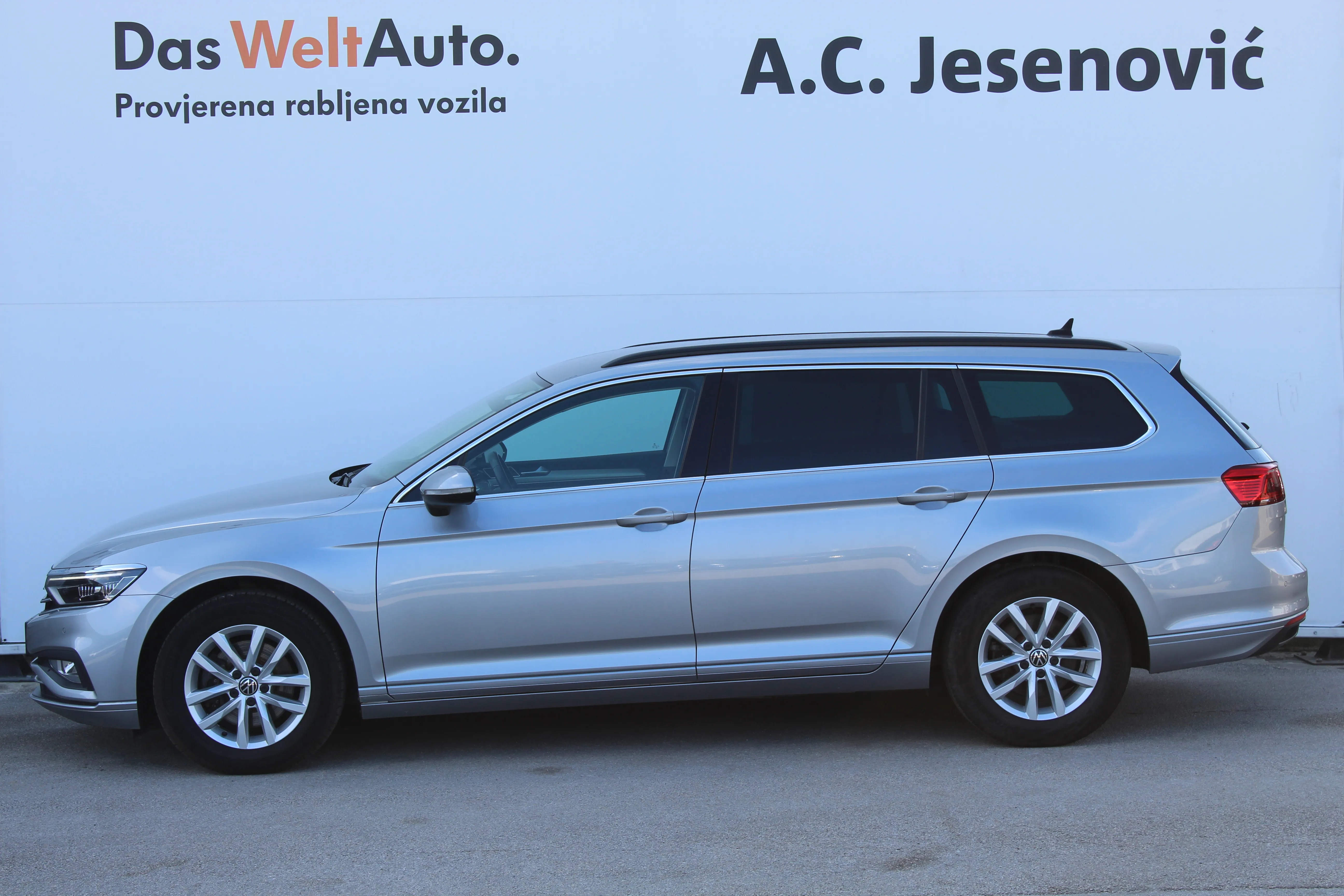 13111 volkswagen passat variant 2.0 tdi dsg business - slika 6