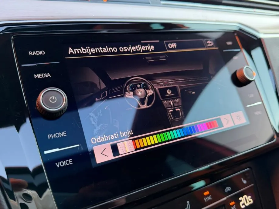 vw passat variant 2,0 tdi automat •2022•r line•pano•kam•iqlight•leasin - slika 16