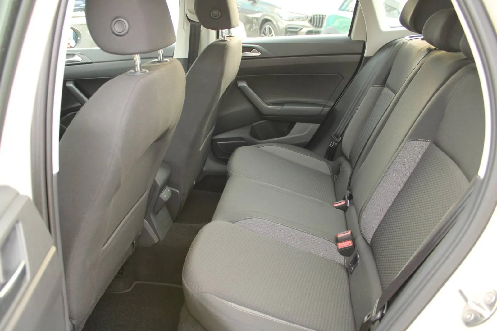 vw taigo 1.0 tsi dsg - slika 7